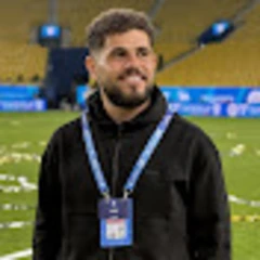 ALI MOUSA - علي موسى  logo